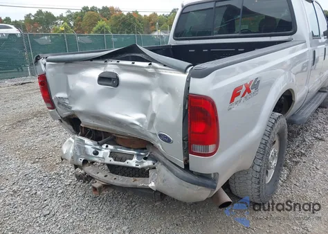 2006 Ford F-250 Lariat/Xl/Xlt from USA, damaged, VIN 1FTSW21546EC58000